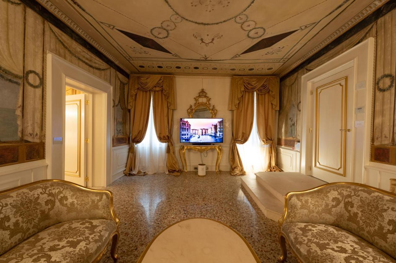 Ca' Bonfadini Historic Experience Otel Venedik Dış mekan fotoğraf